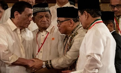 Presiden Filipina Lantik Mantan Komandan MILF Jadi Pejabat Bangsamoro 